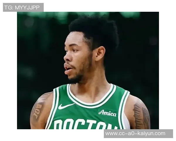 媒体人分析绿军西蒙斯表现引发争议是继续培养还是寻求内线替代