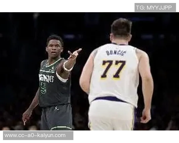 媒体人分析湖蜜对东契奇与华子态度差异如同恋爱关系中的偏见与期待 媒体人分析湖蜜对东契奇与华子态度差异如同恋爱关系中的偏见与期待